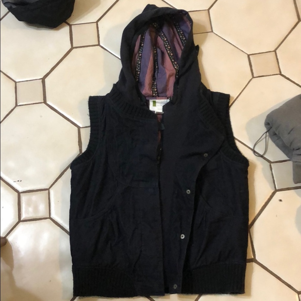 Urban outfitters large women’s vest